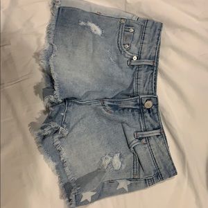 Girls tractr shorts. Size 8. Great condition.